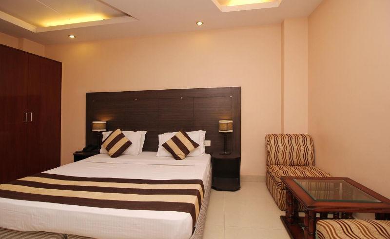 Hotel Kyron Дели Экстерьер фото